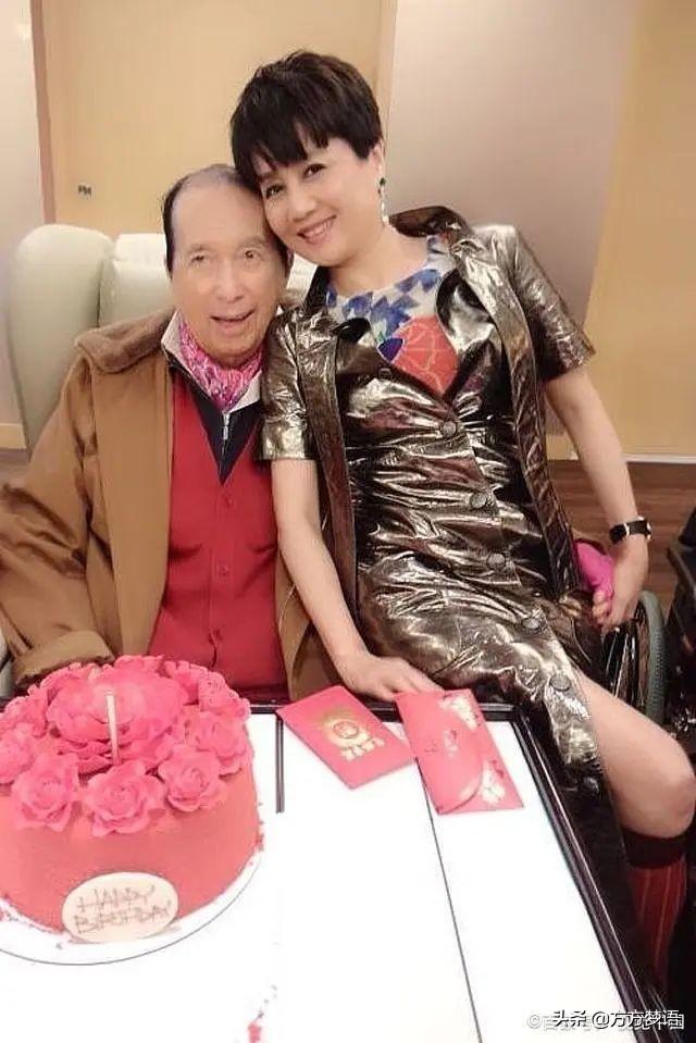 澳门新奥9点30分怎么查287期,专业数据点明方法_ADJ23.924响应版