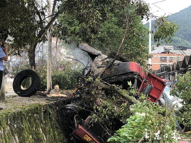福鼎最新车祸原因探讨及应对之策讨论