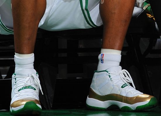 揭秘篮球传奇雷阿伦的装备升级之路,最新战靴亮相!