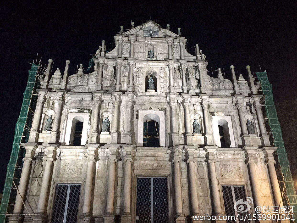 大三巴com388838,现象分析定义_CHT27.441便签版