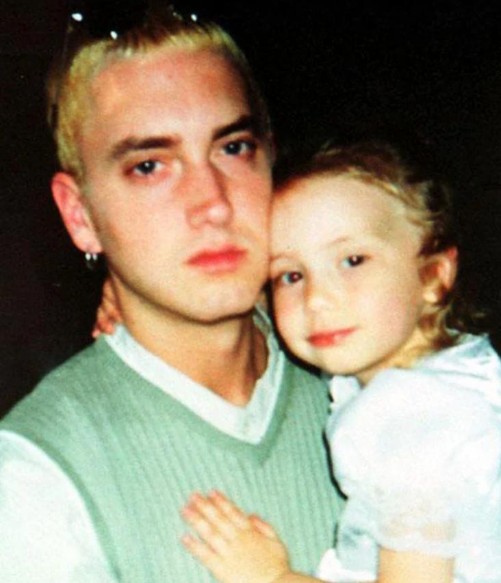 Eminem女儿自然美景之旅的最新照片曝光