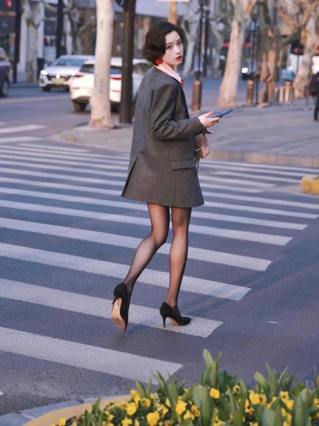 警惕非法色情内容，远离辣文丝袜诱惑，寻找健康娱乐方式