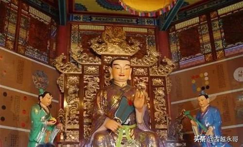 海南道士小明的日常趣事与友情纽带，最新视频揭秘