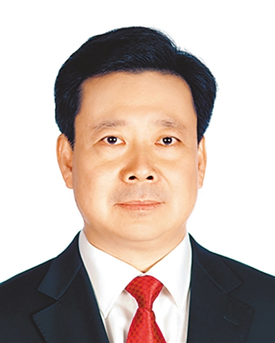 李群最新动态,背景、事件与地位揭秘