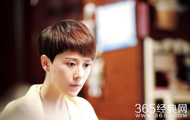 娱乐圈之女王在上，璀璨星途下的荣耀篇章（最新章节）