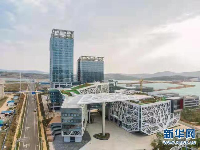 区域中心城市动态更新，力量变革与自信成就感的展现