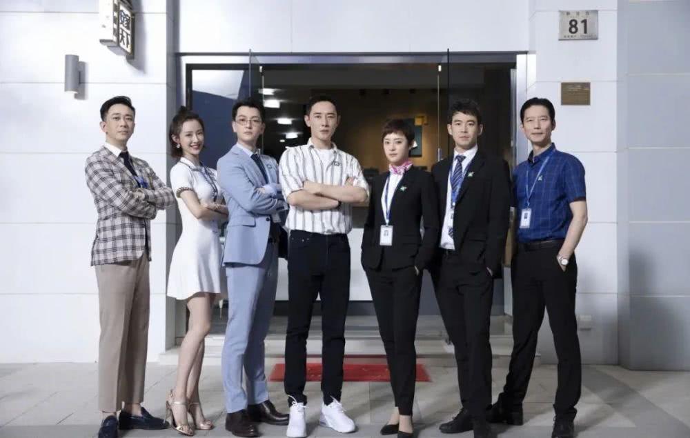 靳东最新电视剧作品，演技魅力一览，热门剧集深度解析