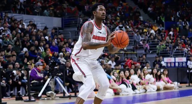 广东篮球强队注入全新力量，揭晓最新外援加盟消息