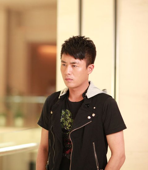 杜淳最新发型揭秘，巷弄深处的时尚秘密