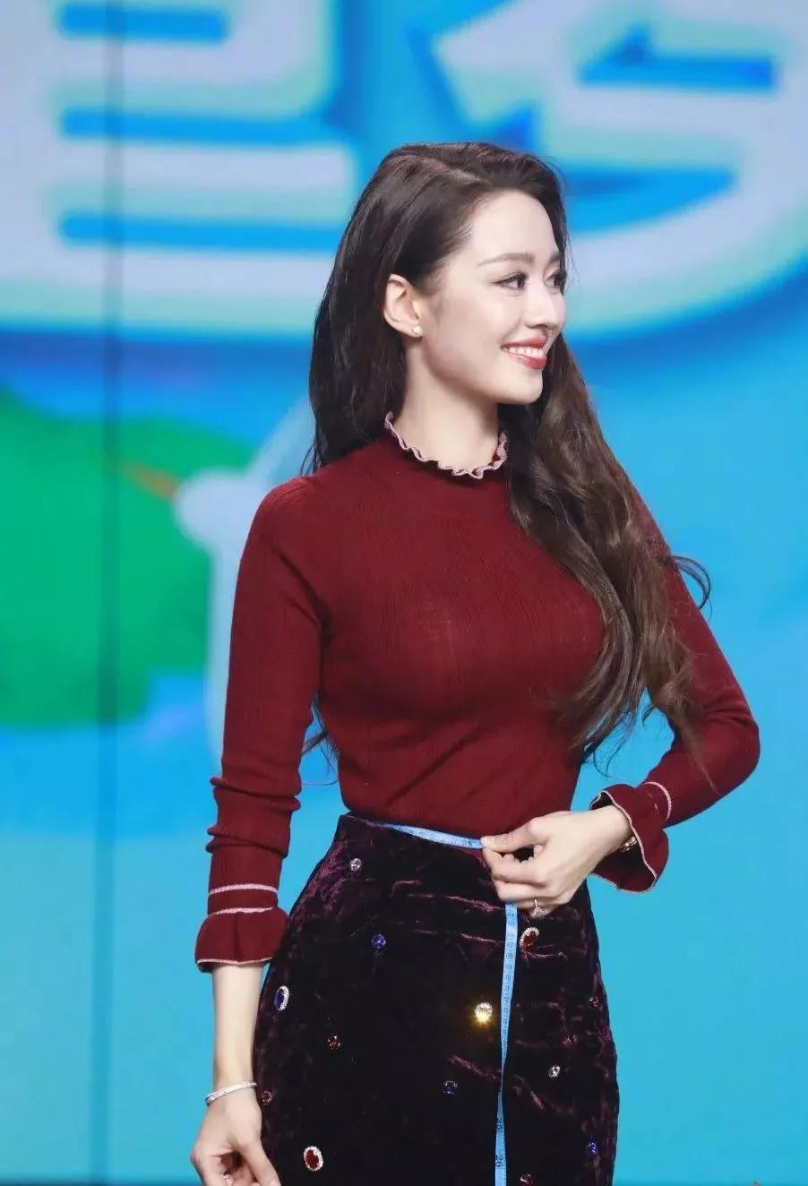 最新女星视频，星光变化中的自信与成就力量