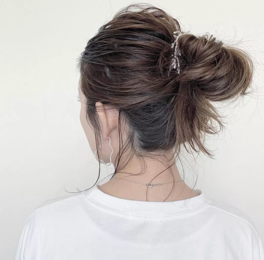 头发最新扎发,头发最新扎发详细步骤指南