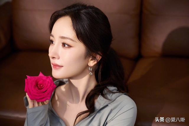 最新杨幂视频聚焦，热门话题与看点一网打尽