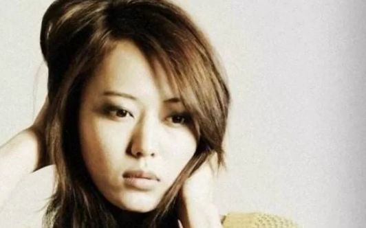 铃木美妃最新风采,闪耀之星登时代之巅