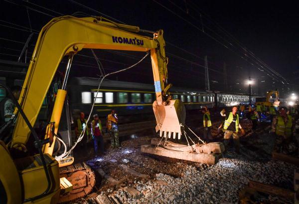 深广铁路股票行情，一路前行，开启梦想之旅