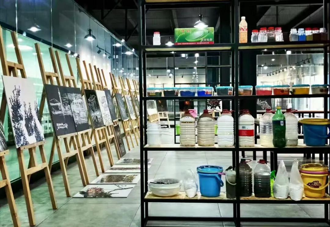 瓷砖上市公司,变革中的自信铸就辉煌之路