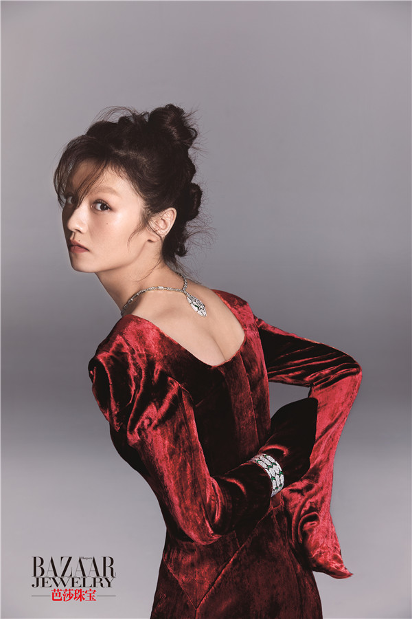 演员春夏照片，光影艺术中的璀璨人生