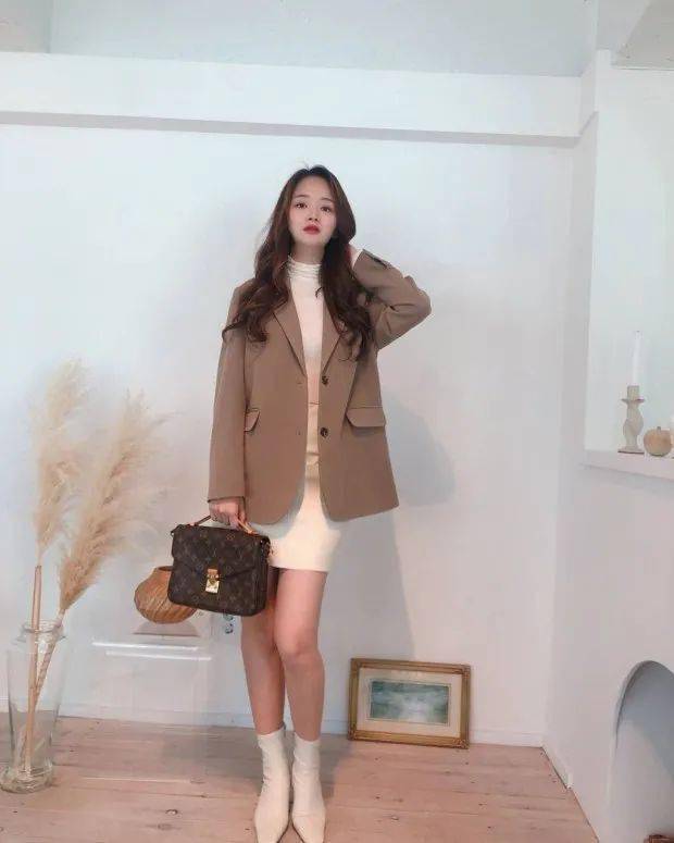 韩国新晋女主播作品探秘与欣赏，领略精彩瞬间