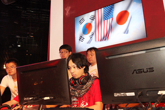 中日搏击最新动态，如何学习与提升搏击技能的全面解析