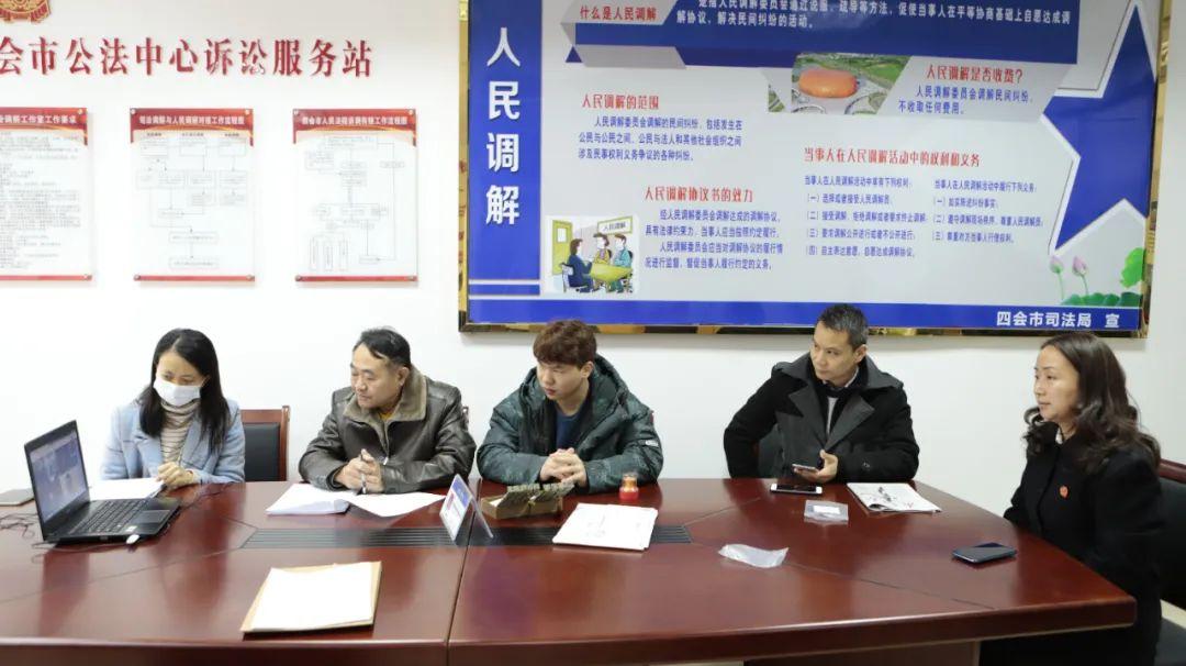 美美金融资讯，深度解析金融资讯的利弊与影响