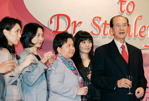 独家揭秘,赌王家最新深度解析——背景、事件与地位全揭秘