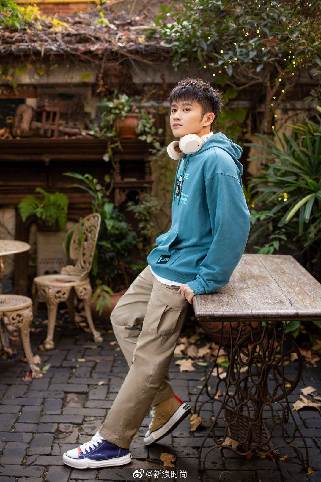 演员王潮,与自然共舞,探寻内心宁静之地