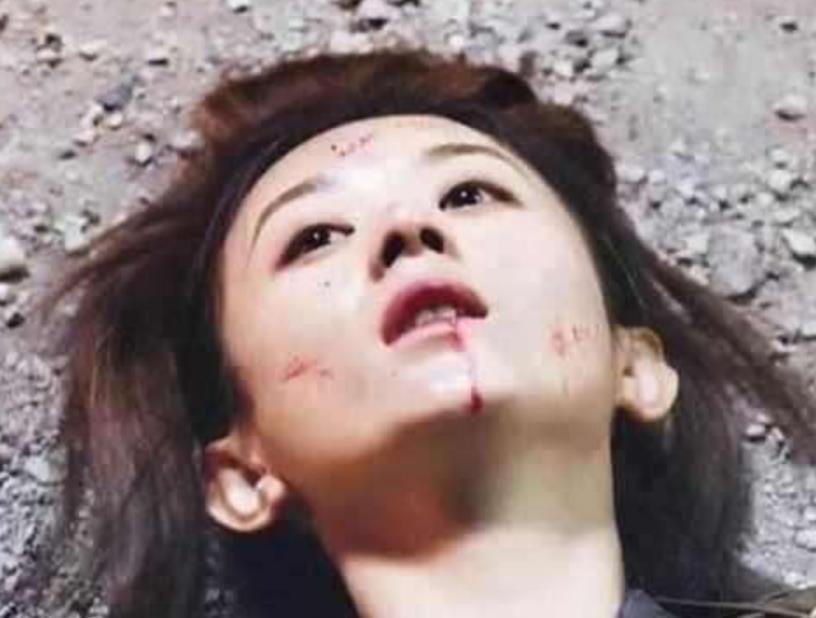 舞台失误到人生逆袭，演员的成长与挑战