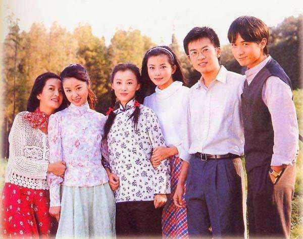 情深深雨蒙蒙演员表揭秘,小巷特色小店中的秘密