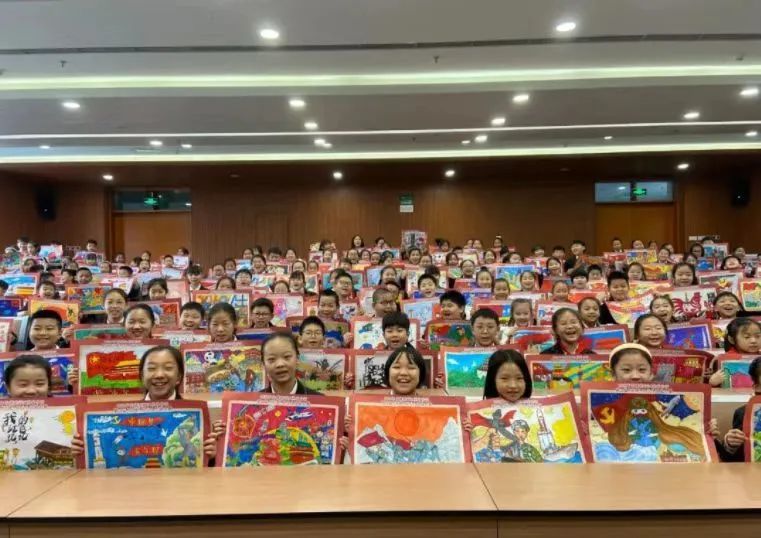 小巷中的艺术宝藏,大型绘画比赛盛况展示