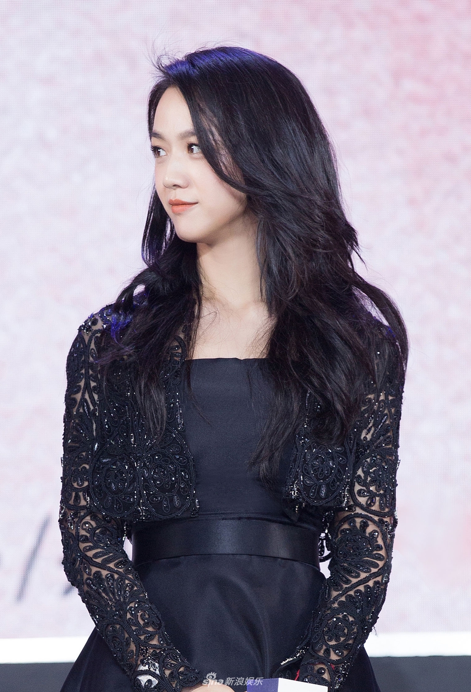 汤唯新作品揭秘,小巷中的隐藏特色小店探索之旅