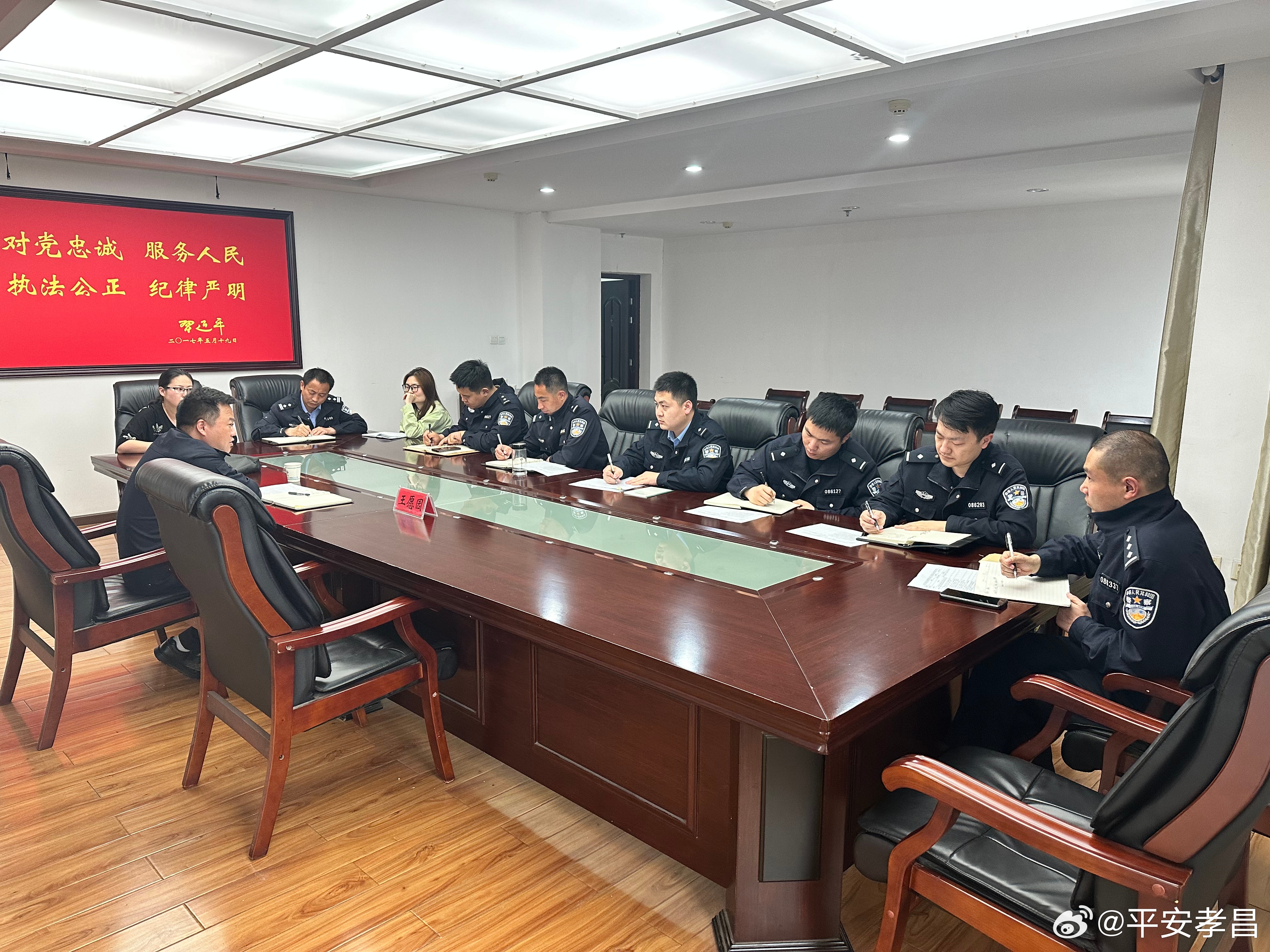 孝昌公安局最新动态，温馨日常故事背后的守护力量