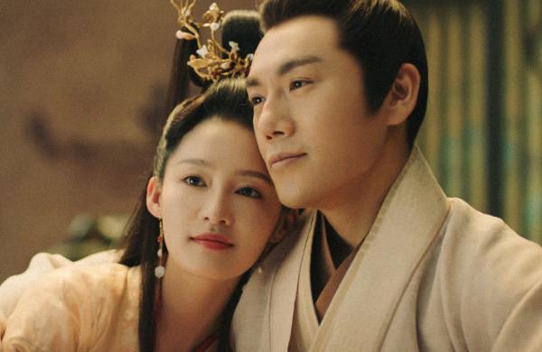 演员戚迹,演艺之路的璀璨之星