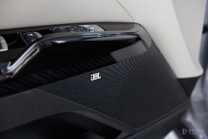 温馨友情故事背后的故事,新款加粗加长套装揭晓