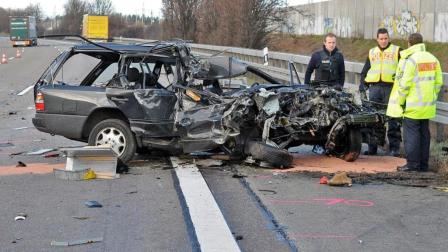 甘肃高速车祸最新动态，科技护航安全之路