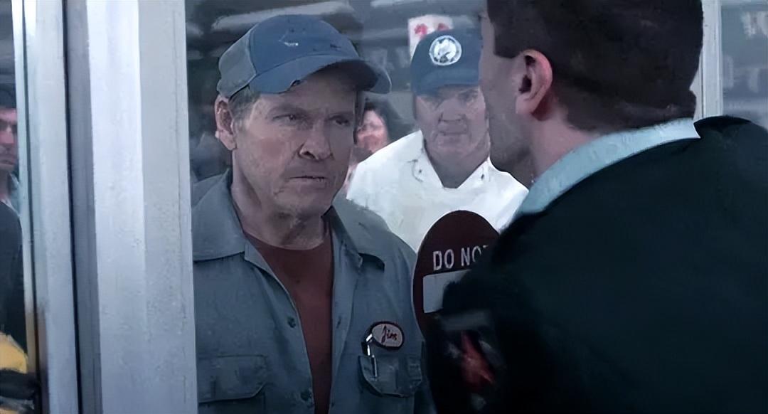 迷雾世界最新探索,自信闪耀,揭开未知面纱