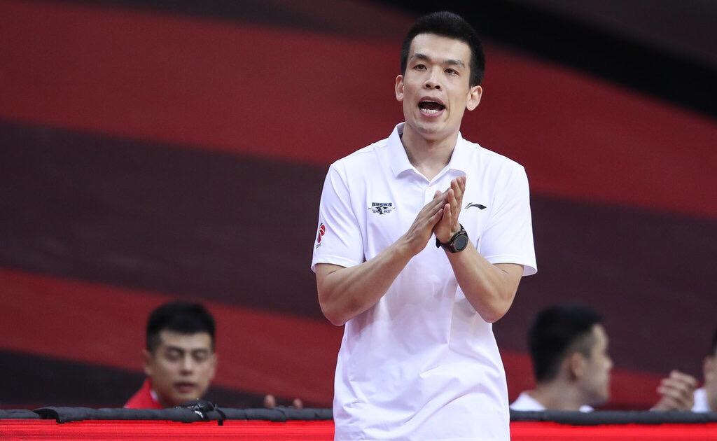 CBA北京队最新动态,篮球情怀、美食惊喜与小巷深处的秘密