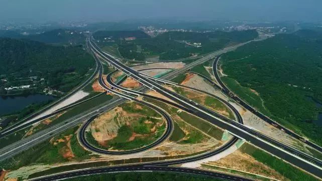 广东高速公路最新动态,一路向前,成就无限可能