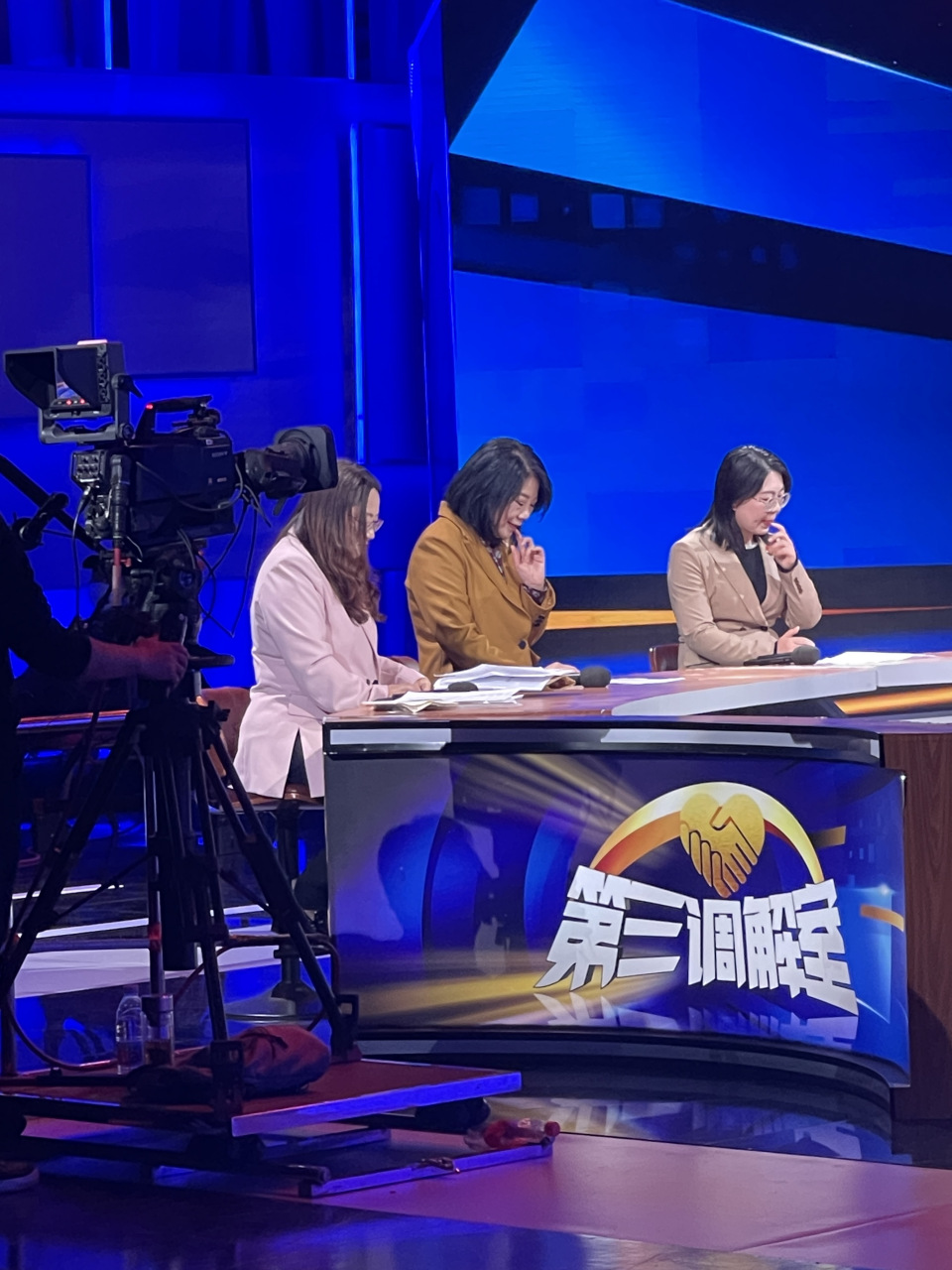 调解面对面最新一期,深度解读人际关系纠葛