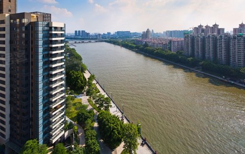 西关海最新动态,夏日童趣与温情涌动