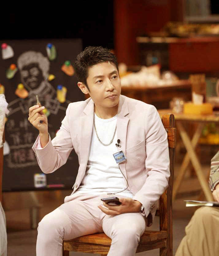 撒贝宁最新节目探寻小巷独特风味,隐藏特色小店之旅