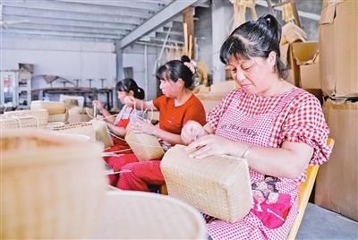 安吉小巷深处的隐藏版特色小店惊艳亮相，最新新闻报道