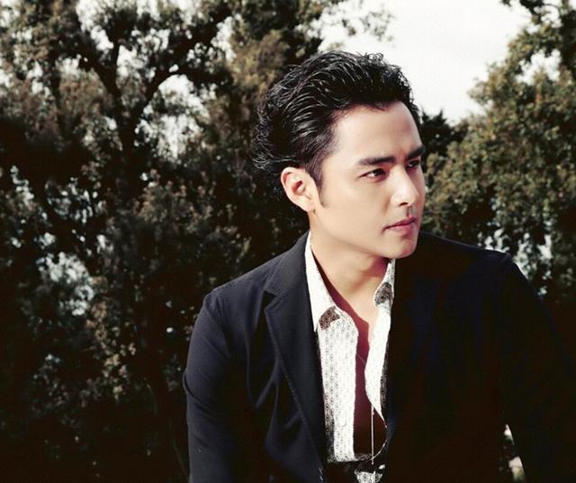 明道最新状况揭秘，星光下的日常温情