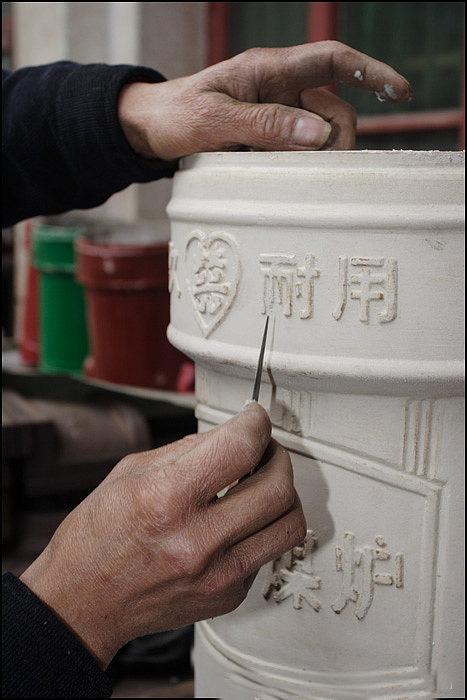炼钢生铁最新价格与市场走势分析，影响因素及观点阐述
