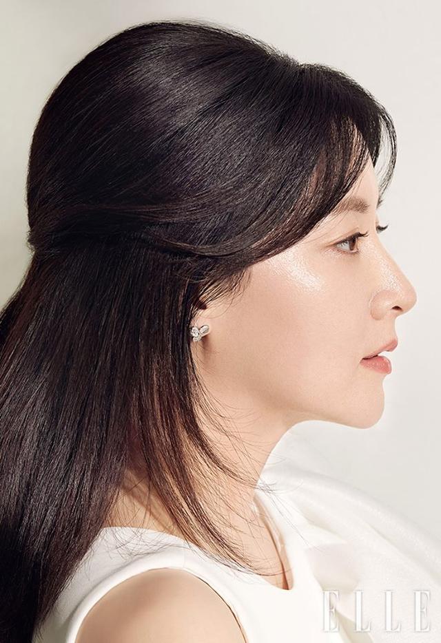 李英爱最新图片及获取指南