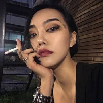最新美女纹身图案，时尚潮流中的个性表达