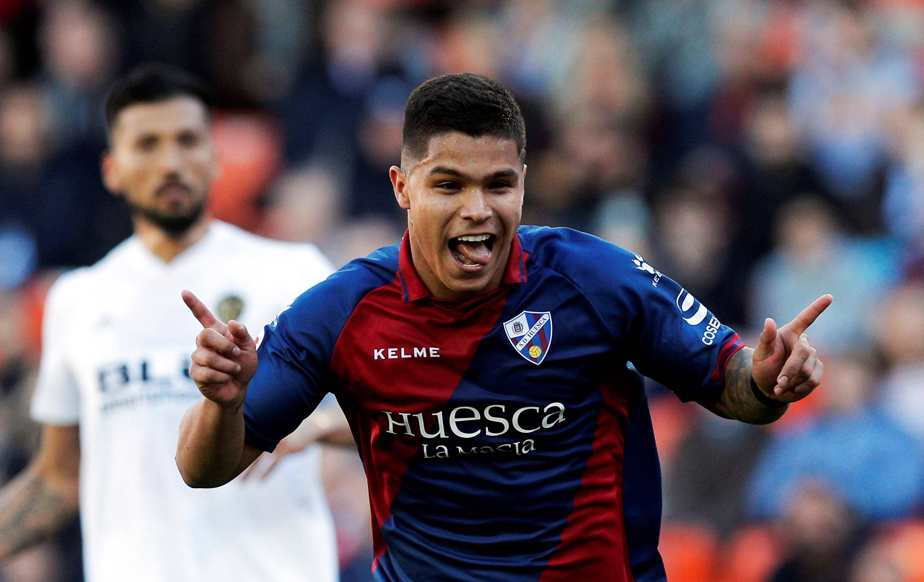 西甲赛场激战正酣,热血沸腾瞬间大揭秘!