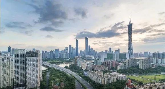 广州最新动态，城市温情与日常趣事一览