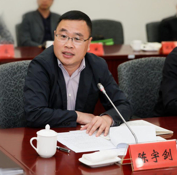 松江区长引领科技革新,打造未来生活新篇章启航