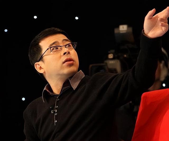 阿丘最新微博,社交媒体时代的言论自由与责任探讨