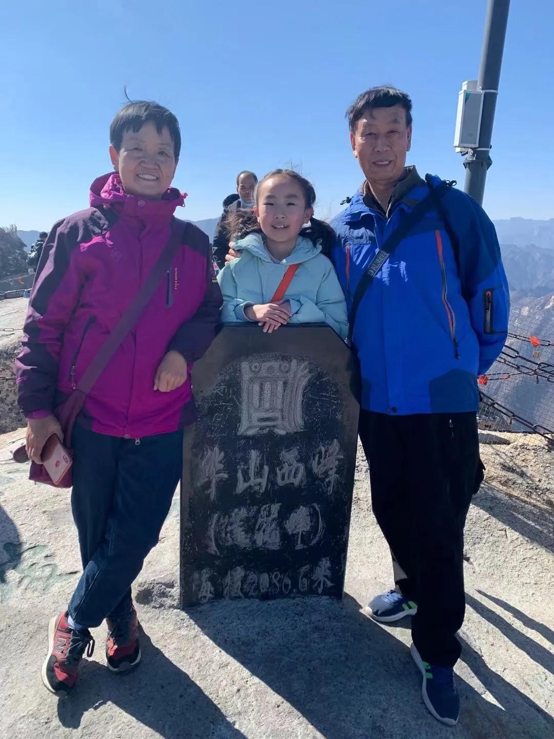 新疆最新防控动态与探索自然美景的轻松之旅