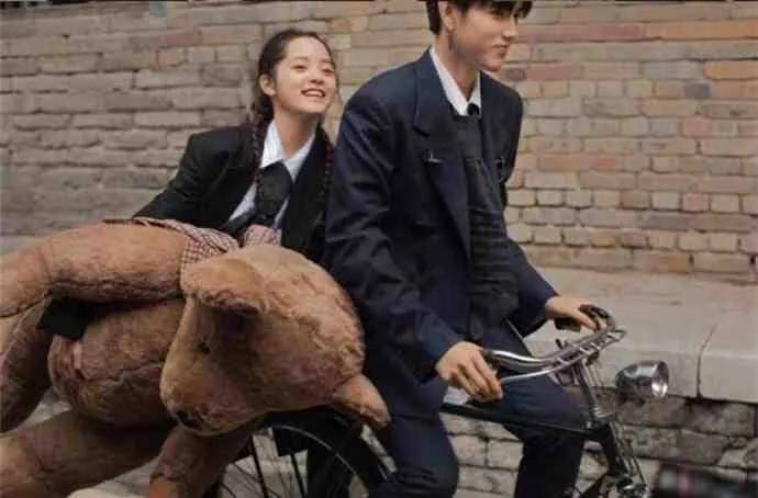 陈飞宇与欧阳娜娜,时代之光下的新星璀璨闪耀之旅